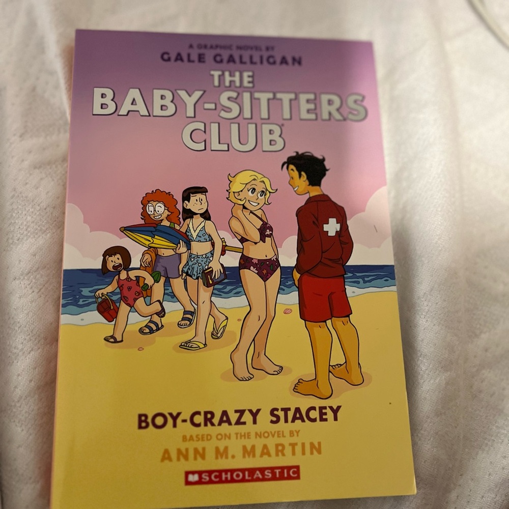 Books - Picture 5 of 5
